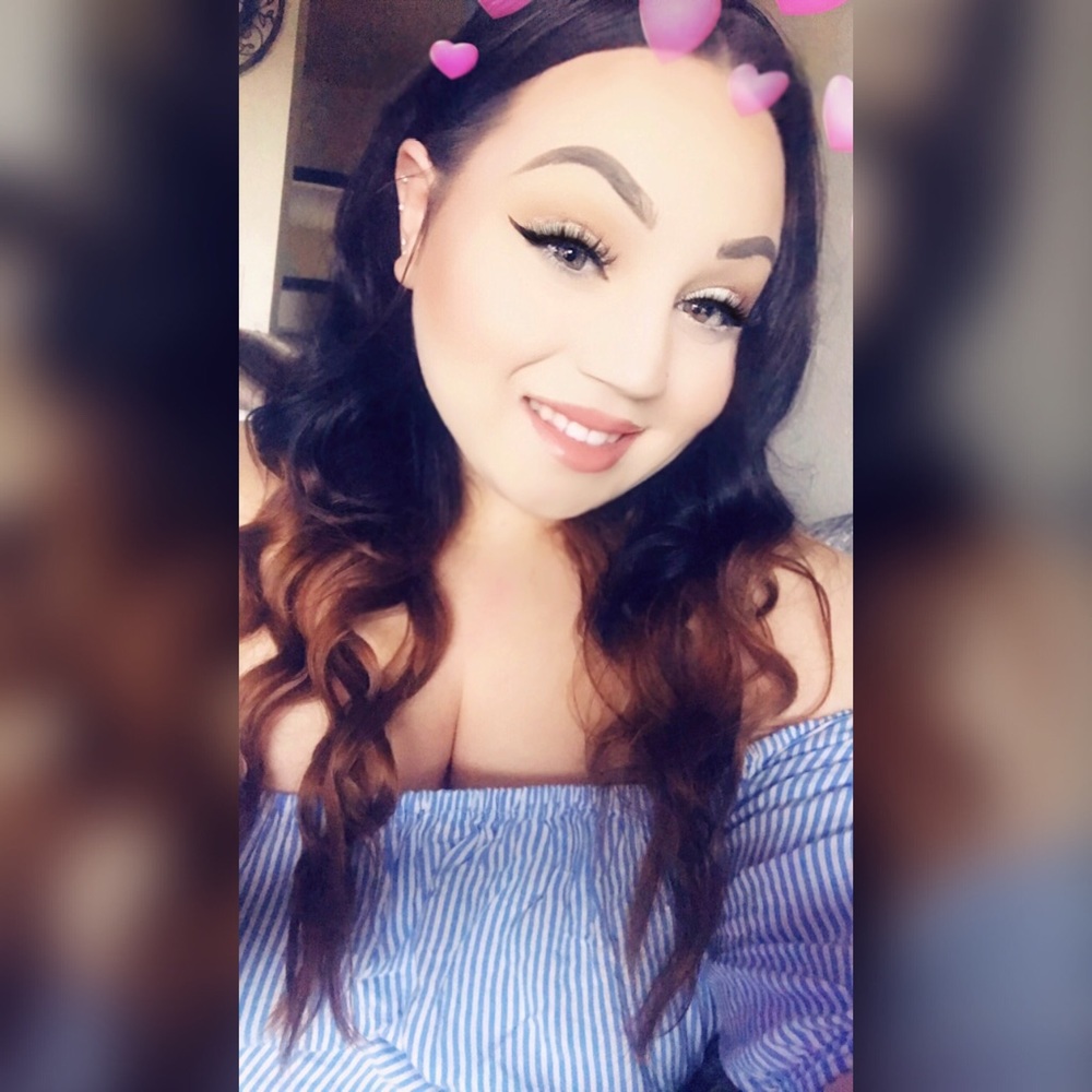 Meet your Posher, Marianna